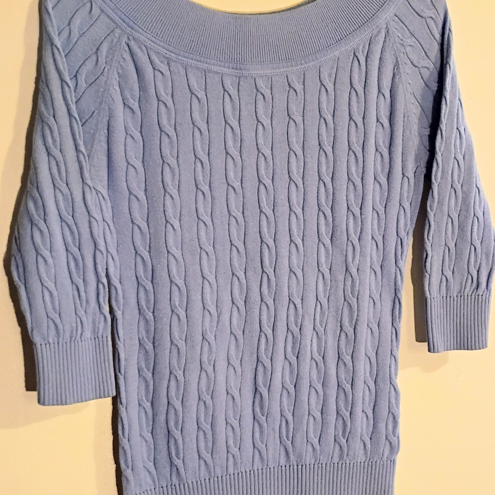 Women's Light Blue New York & Company Round Neck Sweater Size XS
